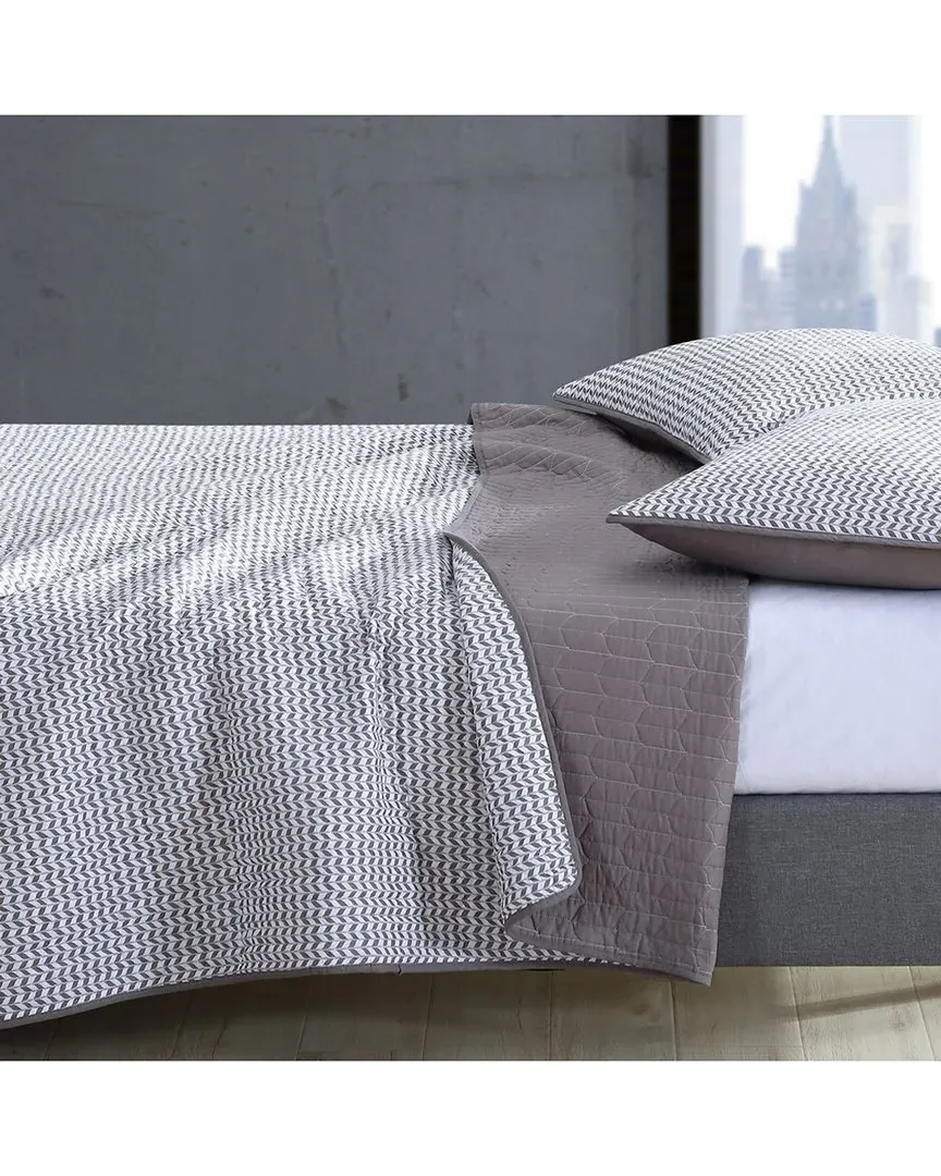 Leaves Reversible Quilt Set - Grey, Cotton image