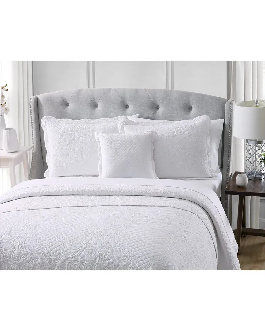 Scalloped 4pc Quilt Set - White, Cotton image