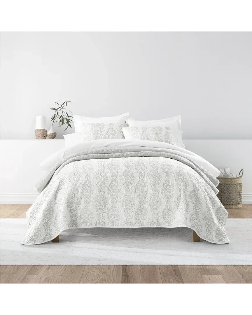 All Season Distressed Damask Reversible Quilt Set - Gray