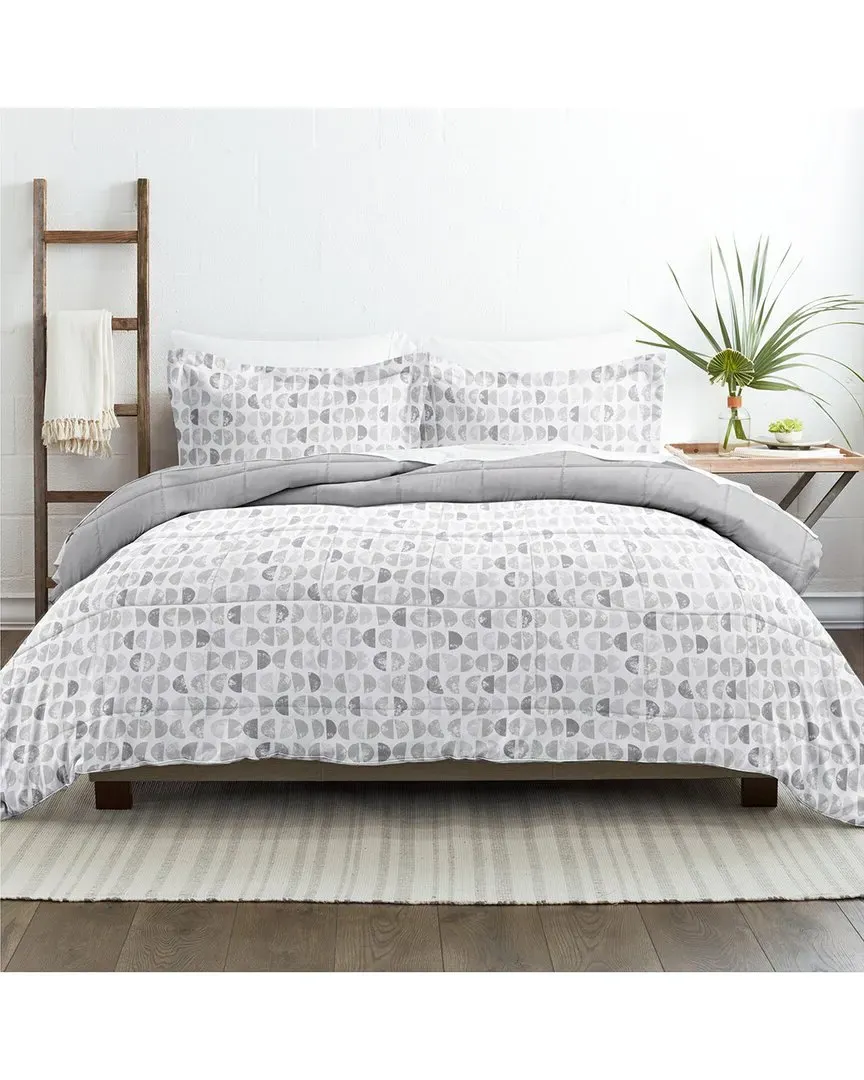 Down Alternative Moonlight Stars Reversible Comforter Set - Grey