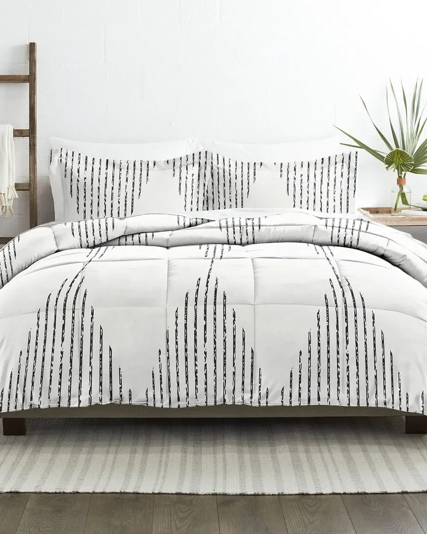 Ultra Soft Diamond Stripe Down-Alternative Comforter - Gray