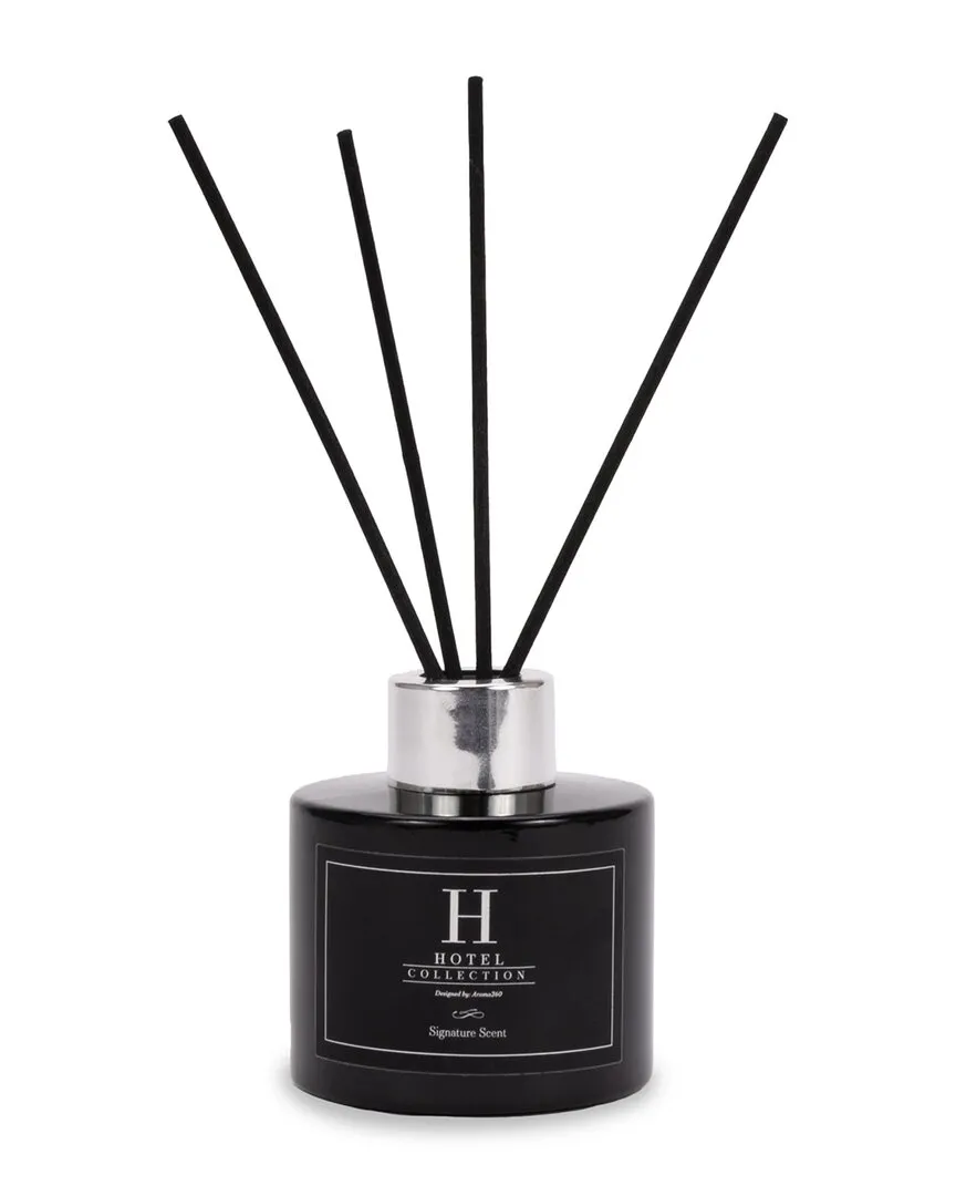 Pinecones & Holly Reed Diffuser - Black image