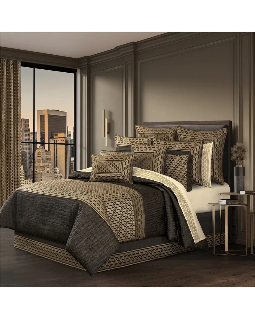 J. Queen New York Metropolitan Comforter Set - Bronze image
