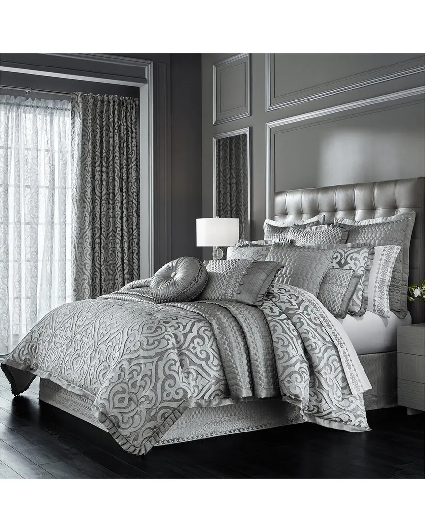 Luxembourg King Comforter Set - Silver, Polyester image