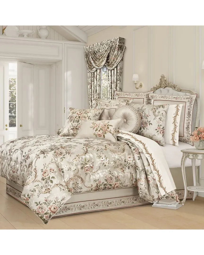 Pecora Comforter Set - Coral, Polyester image