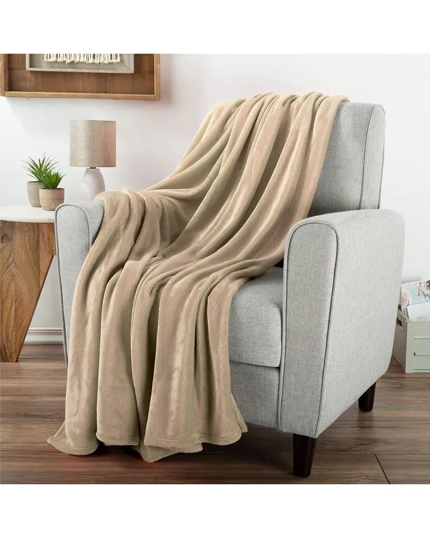 Oversized Fleece Throw Blanket - Tan, Microfiber