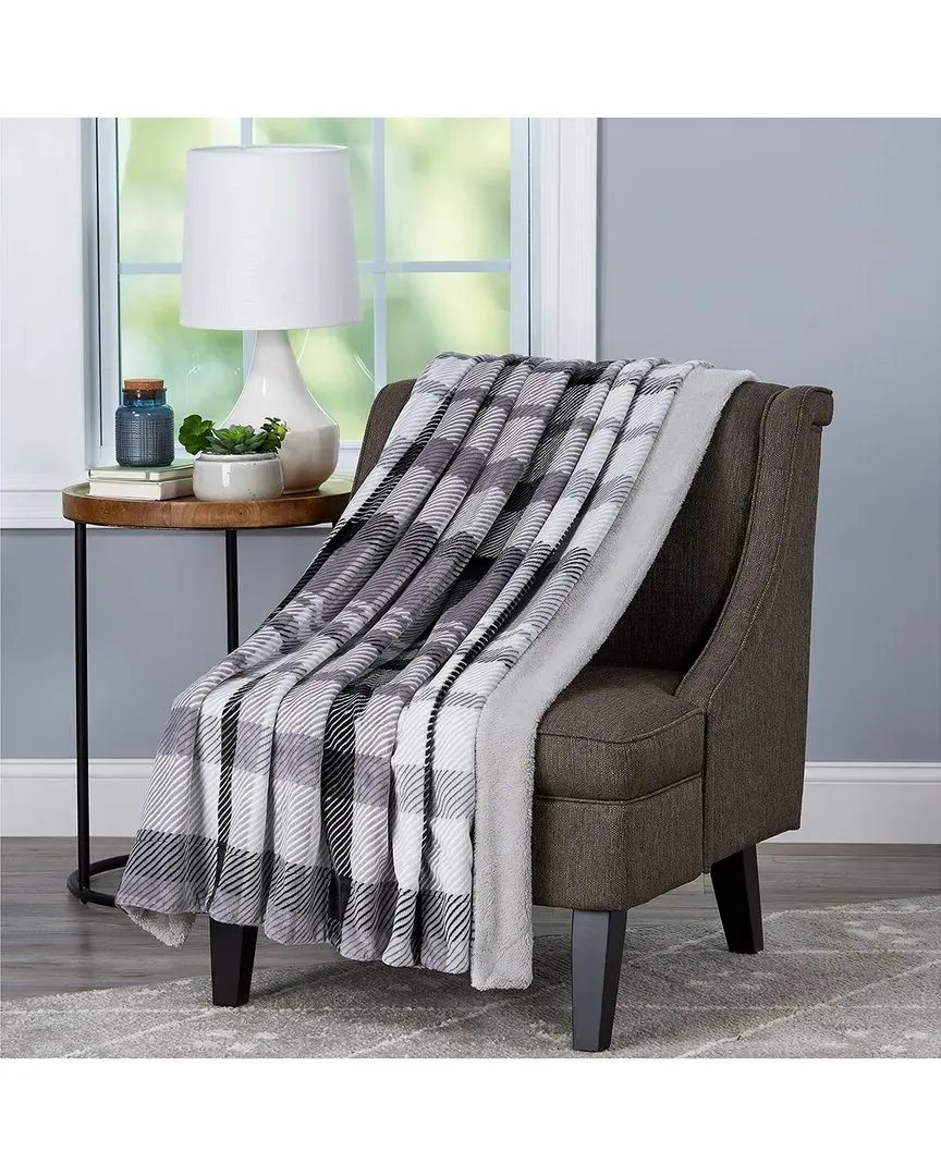 XL Sherpa Fleece Plaid Throw Blanket - Gray, Polyester