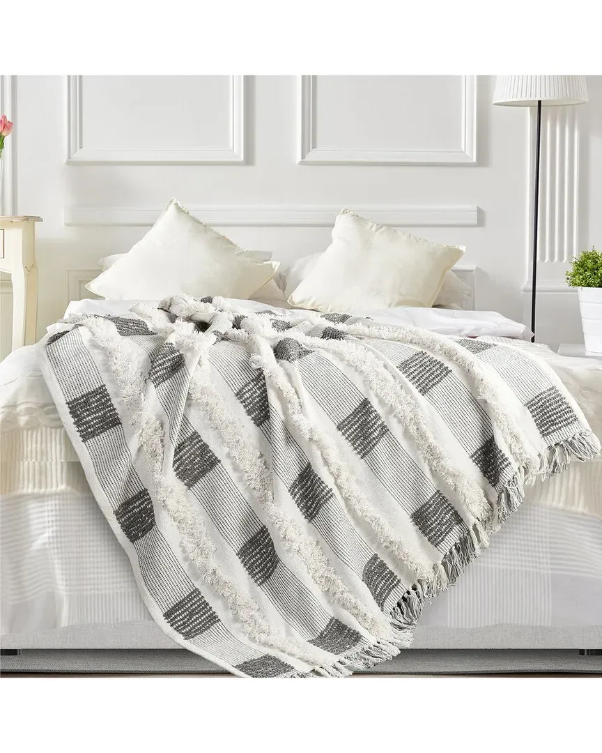Sarah Checkered Hand-Woven Throw Blanket - Grey, Cotton