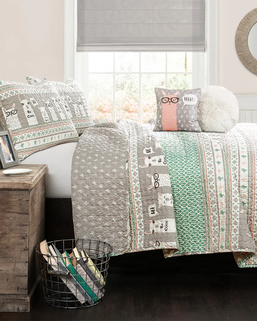 Fashions Llama Twin Quilt Set - Pink, Polyester