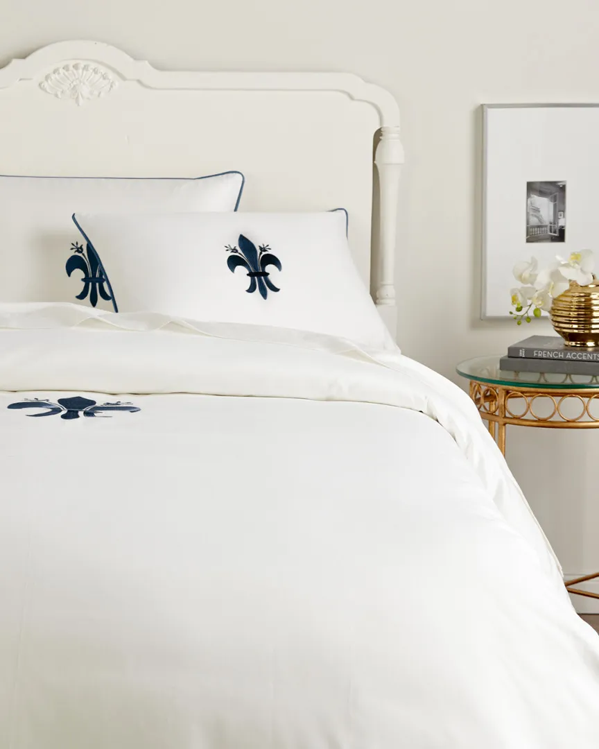400TC Fleur De Lis Embroidery Duvet Collection - White, Cotton image