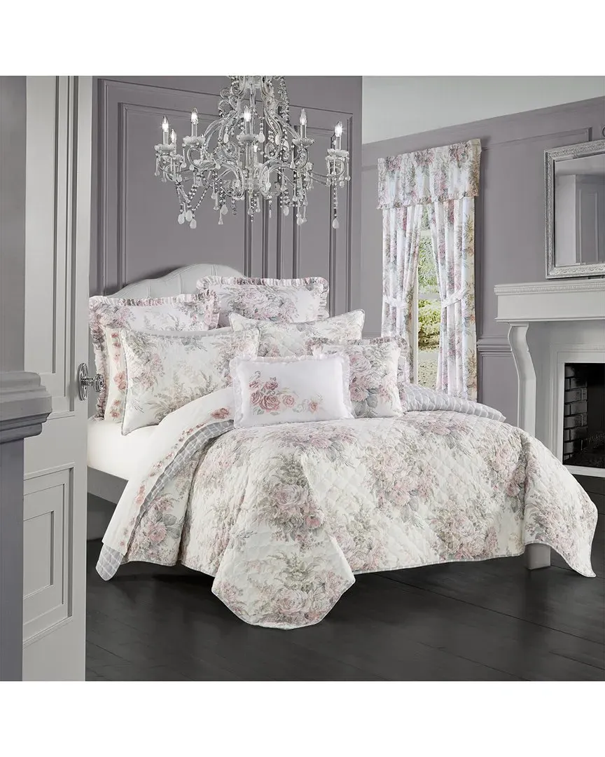 Estelle Quilt Set - Blush image