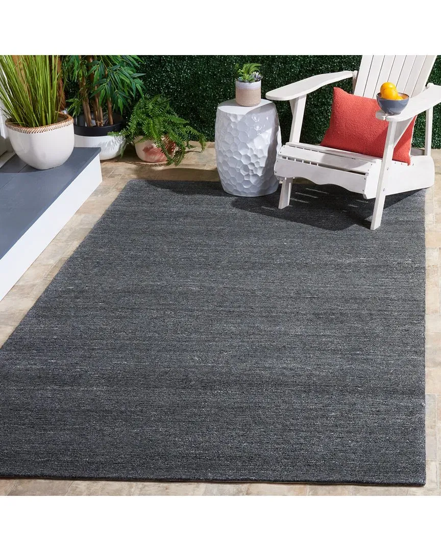Outdoor Micro-Loop Hand-Tufted Indoor/Outdoor Rug - Grey image