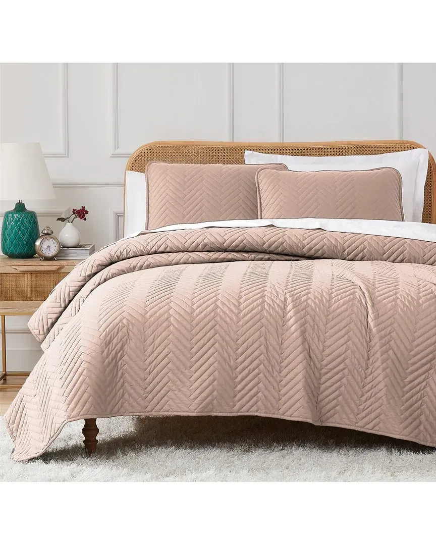 Chevron 2Pc Quilt And Sham Set - Pink, Microfiber image