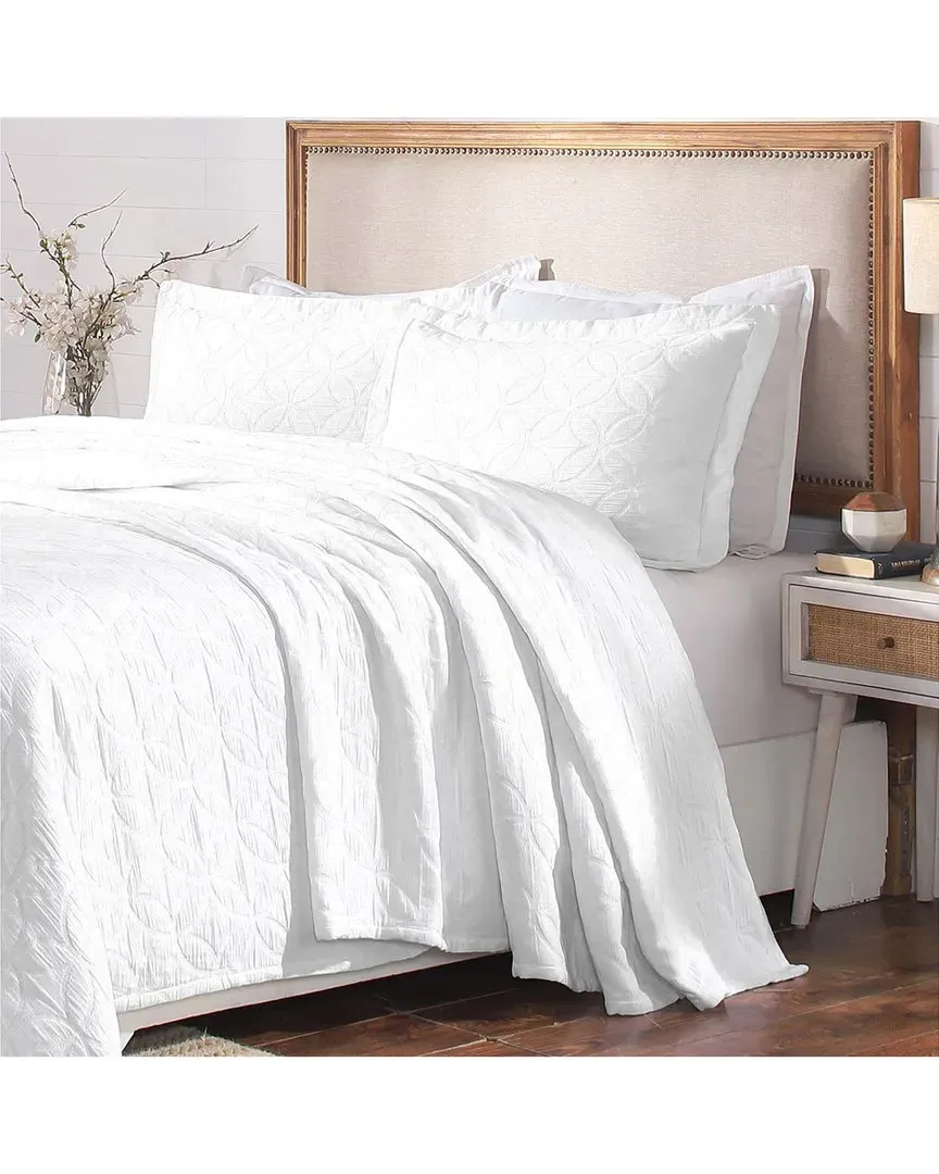 Serenity Matelasse Celtic Circle Bedspread Set - White, Cotton