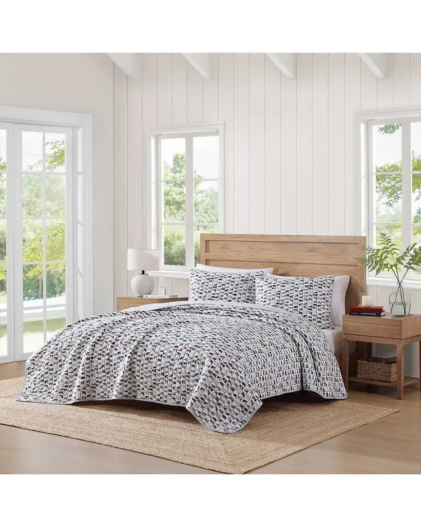 Boating Flags Reversible Quilt Set - White, Cotton image