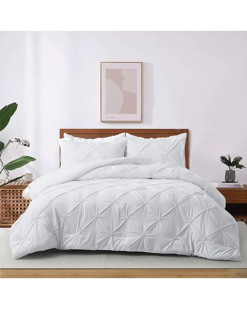 Pinch Pleated Down Alternative Comforter Set - White