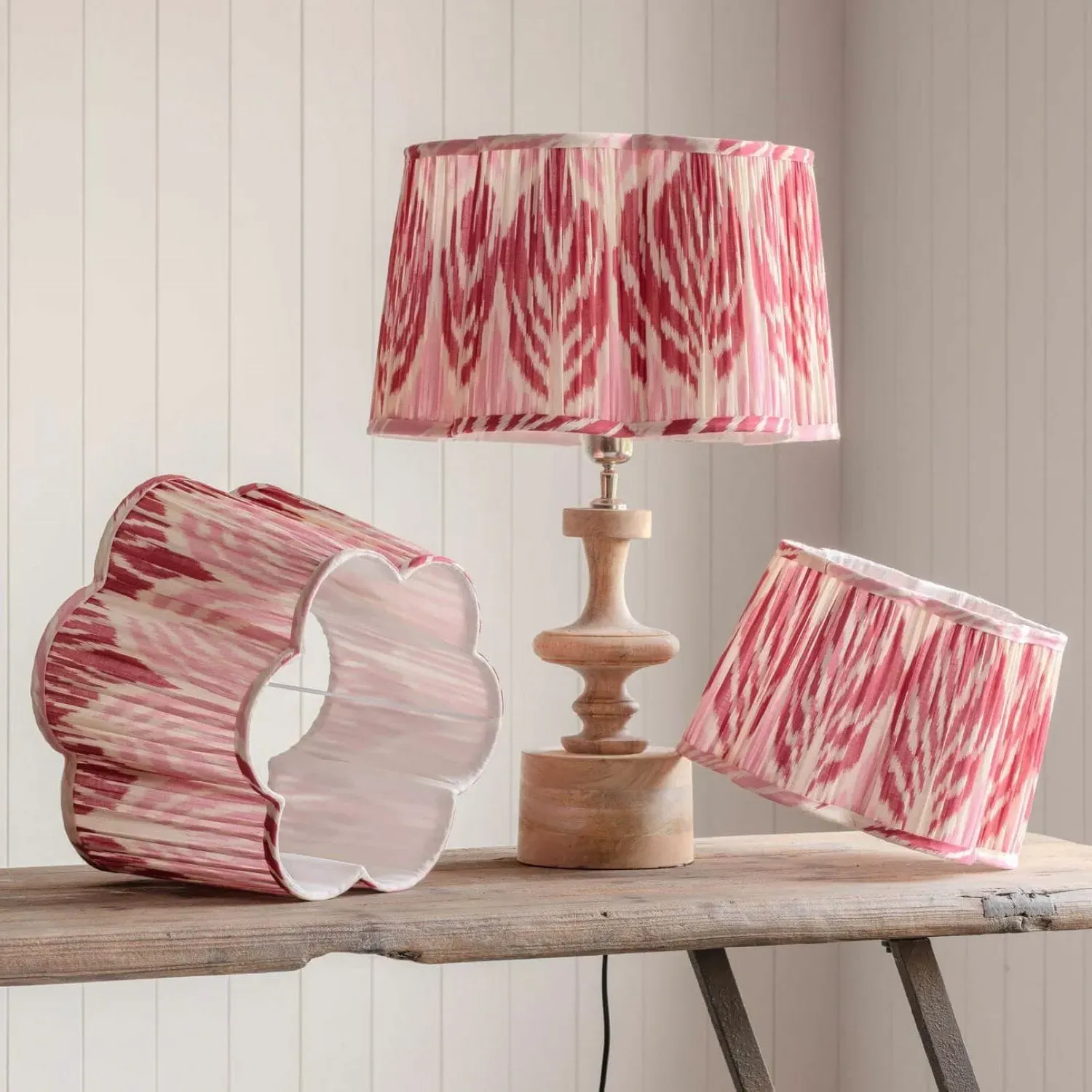16" Ikat Flower Empire Lamp Shade - Pink