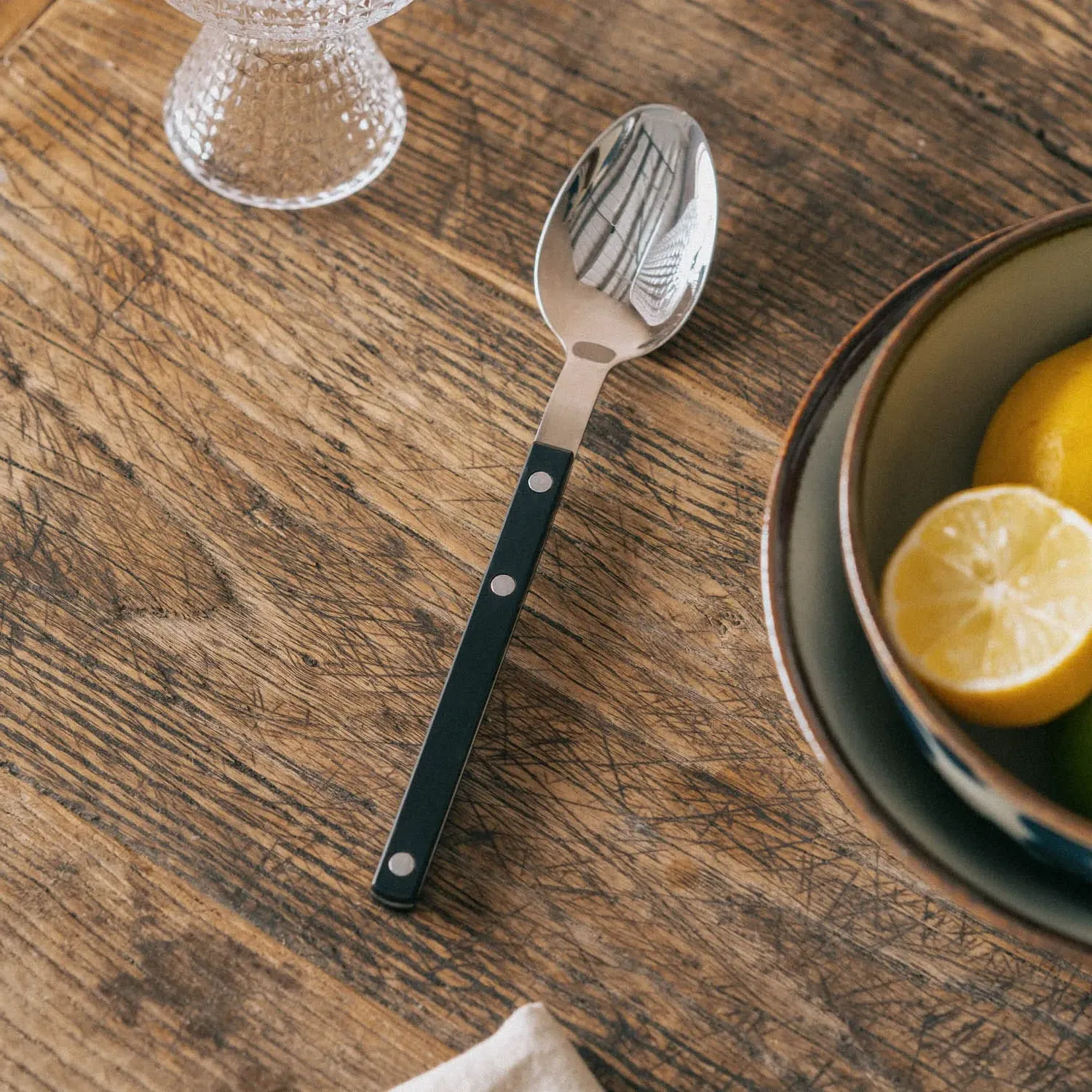 4-Piece Cutlery Set - Black Handle