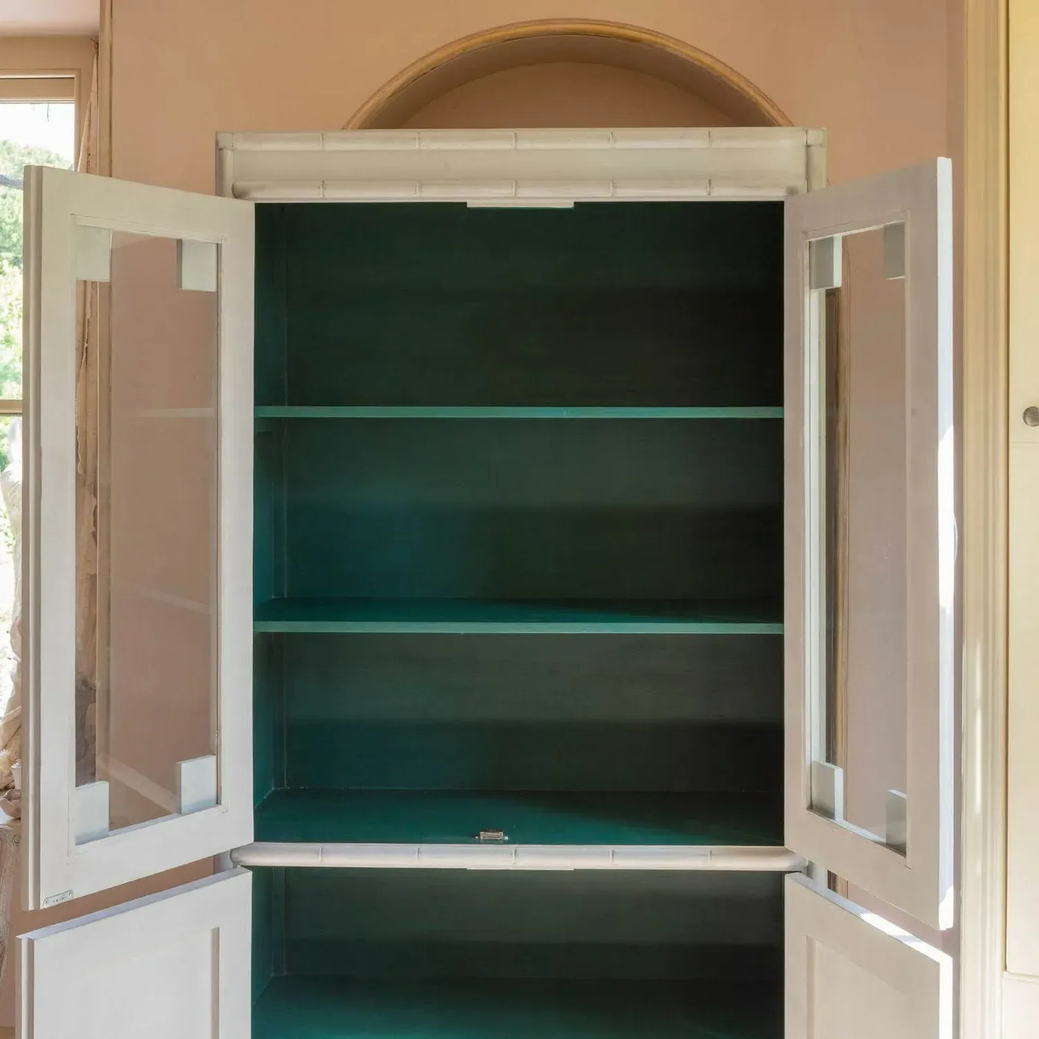 Antoine Antiqued Cabinet - Grey, Mango Wood