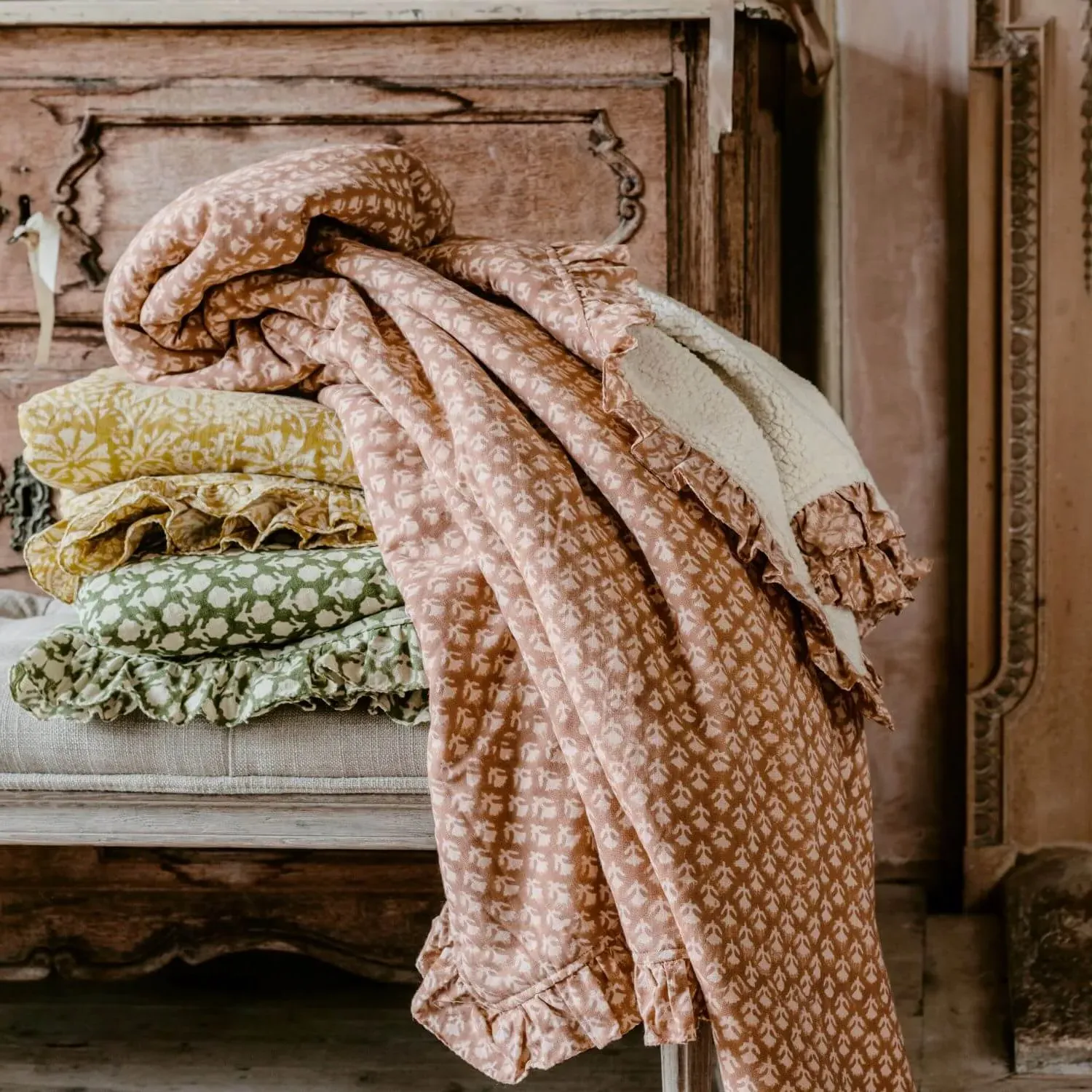 Ava Floral Block Printed Sherpa Throw - Cotton