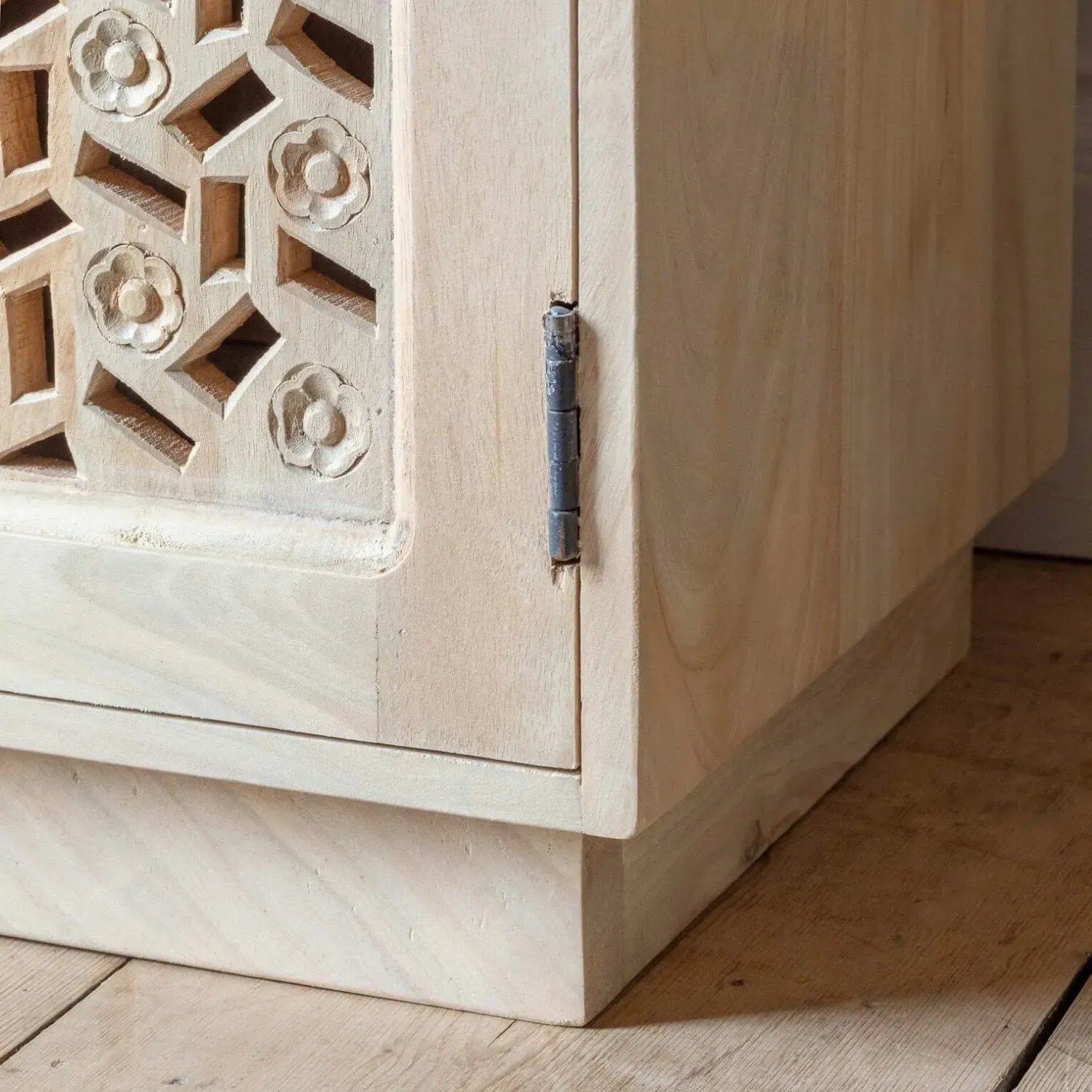 Azalea Four Door Cupboard - Mango Wood