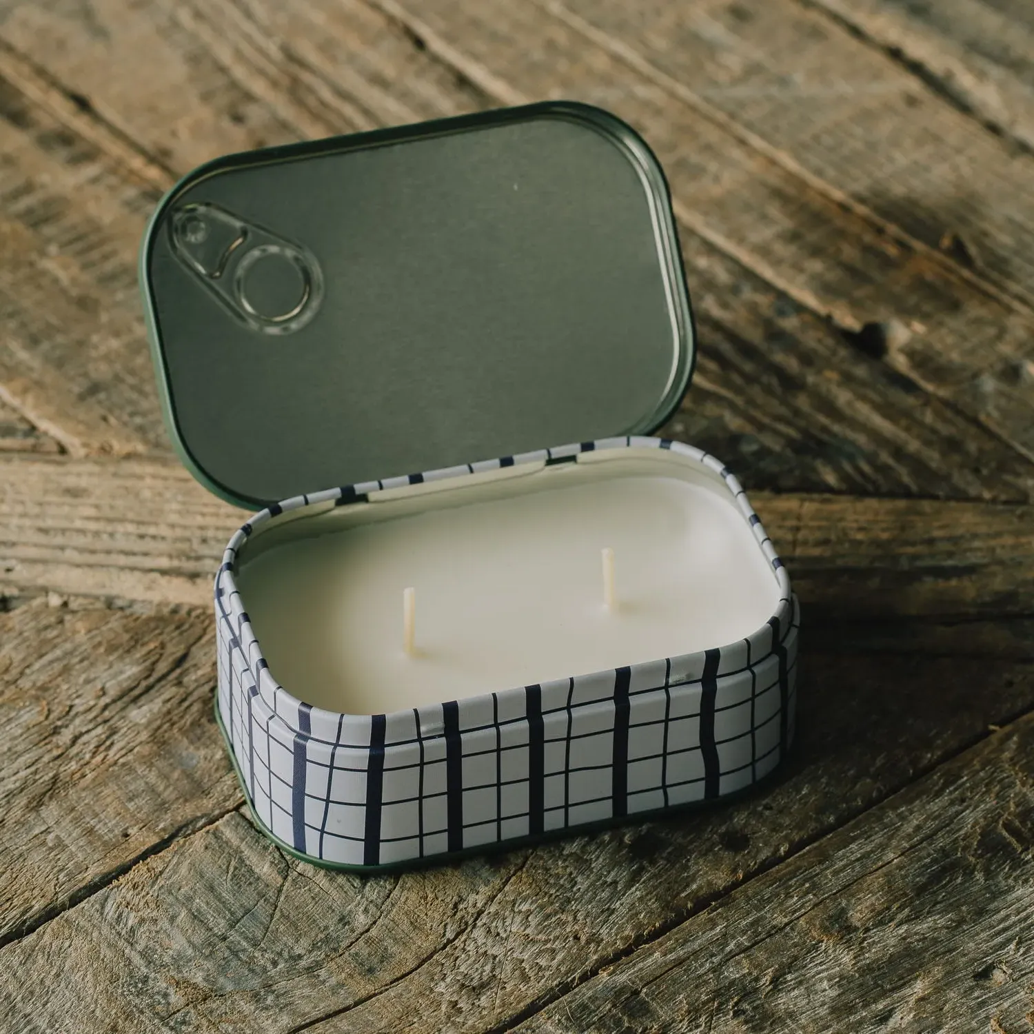 Bistro Fig & Olive Double Wick Candle in Tin - Metal