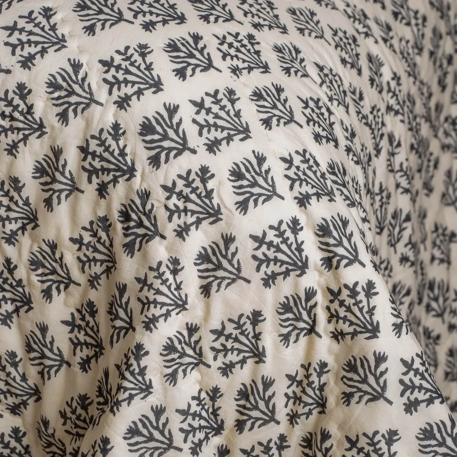 Black Coral King Size Quilt - Black, Cotton