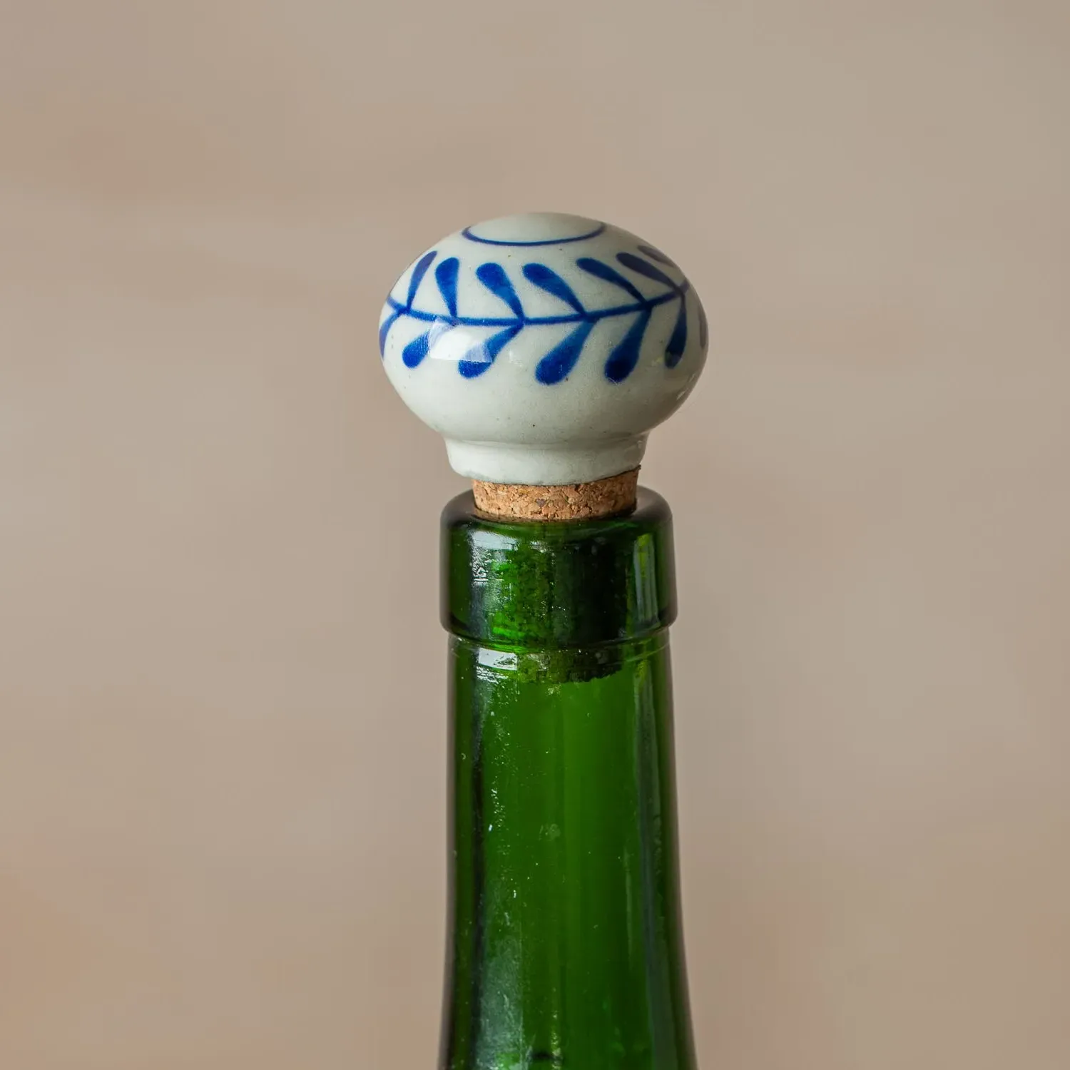 Blue Circle Flower Bottle Stopper - Blue, Ceramic