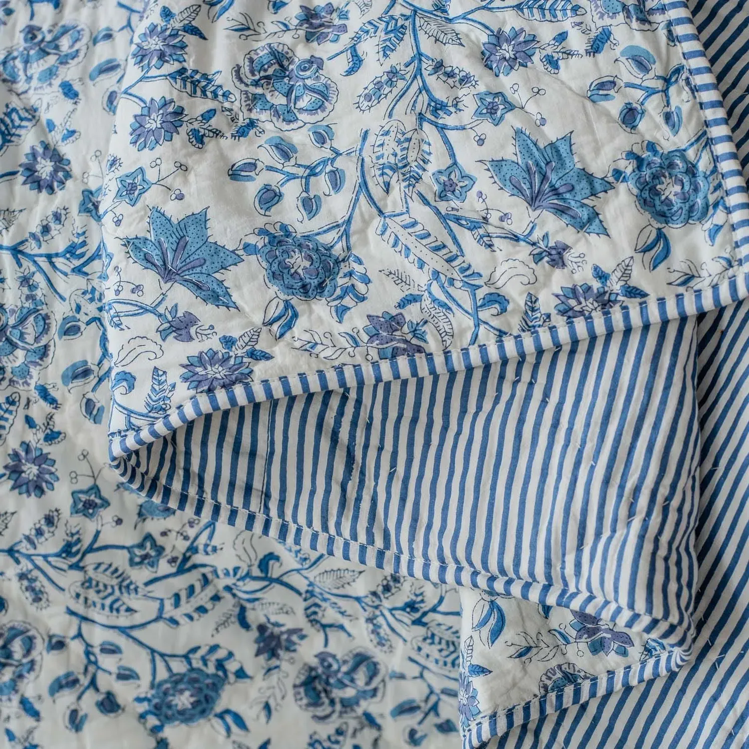 Blue & White Garden King Size Quilt - Cotton