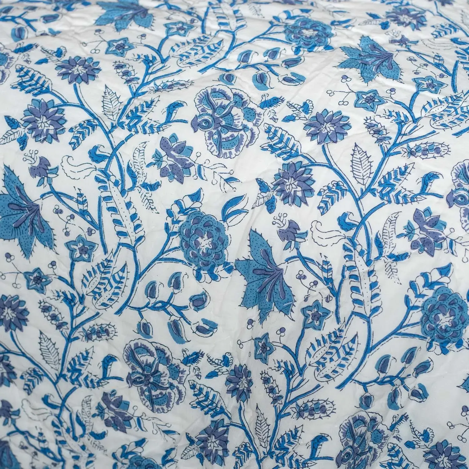 Blue & White Garden King Size Quilt - Cotton