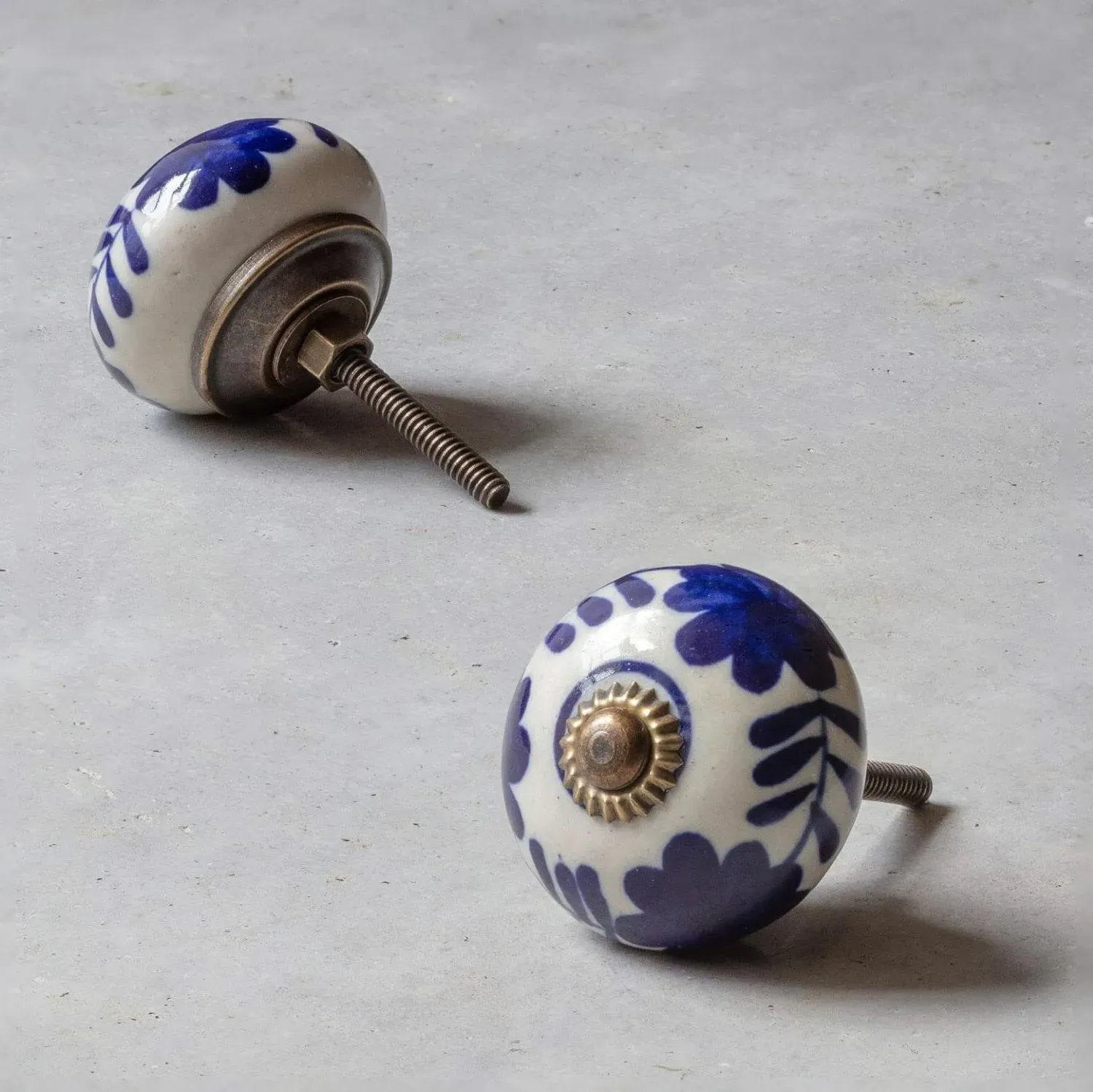Ceramic Foliage Hand-painted Knob