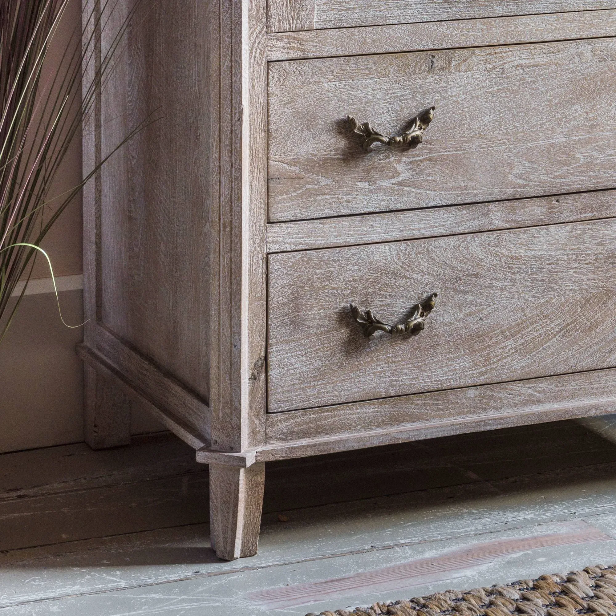 Chantilly Wardrobe with Mirror - Whitewashed, Mango Wood