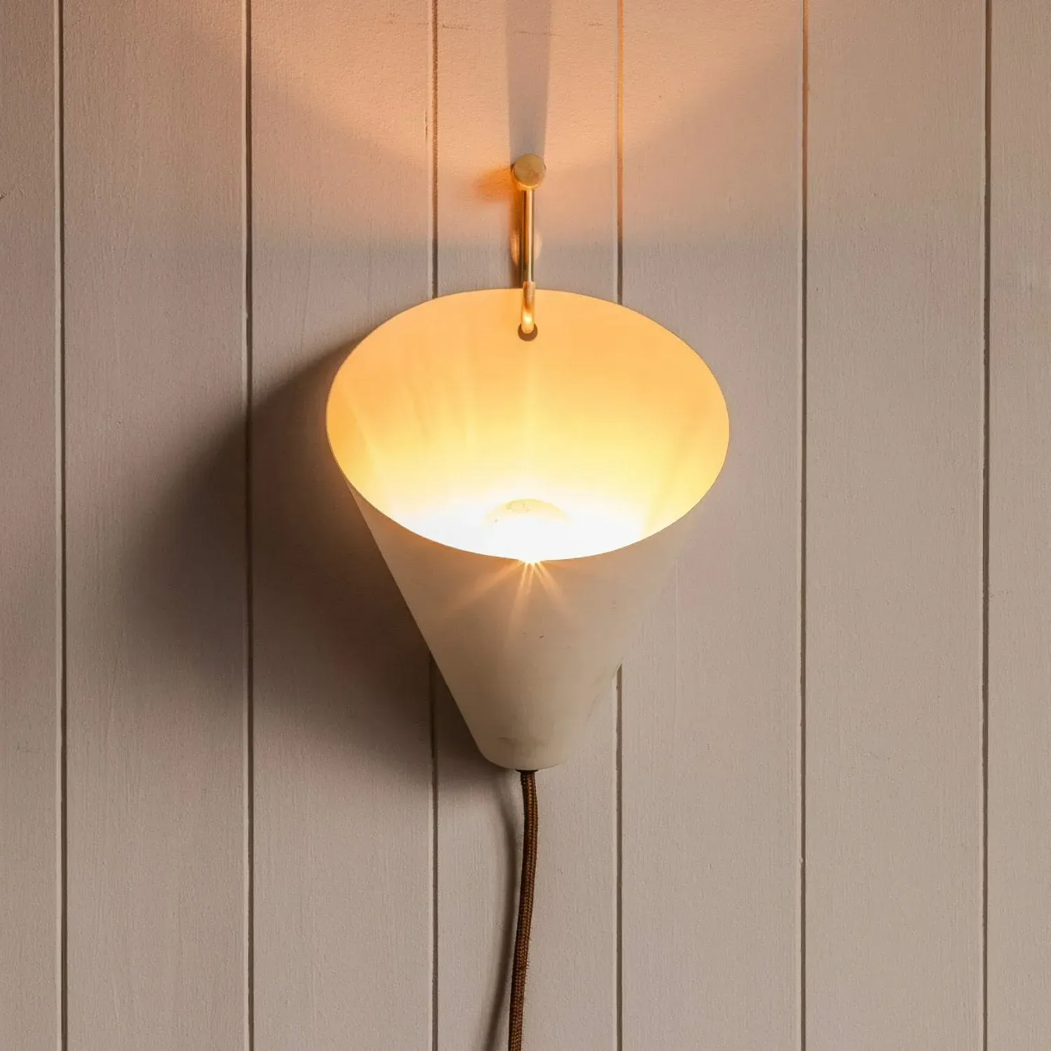 Chilton Wall Light - Nude, Metal