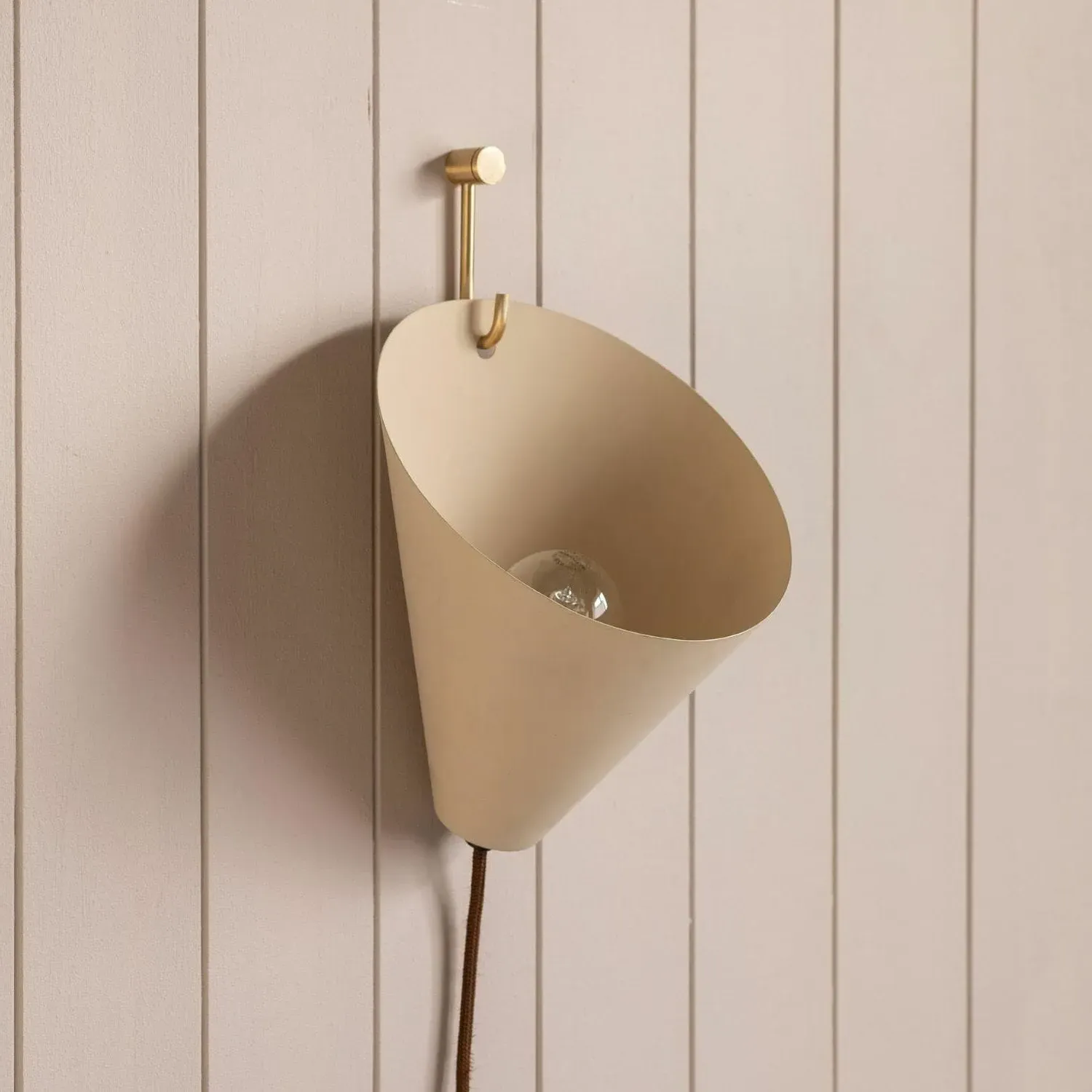 Chilton Wall Light - Nude, Metal