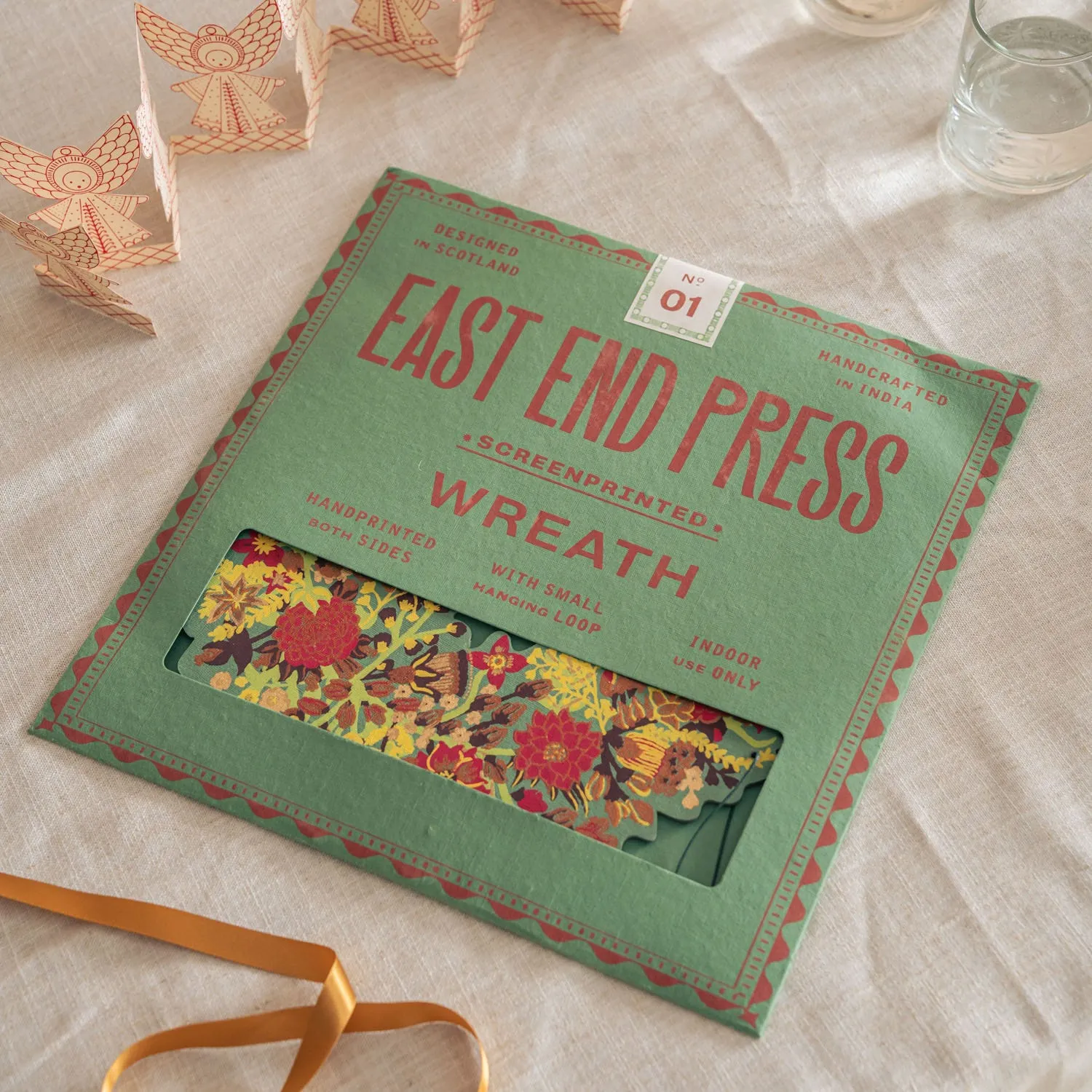 Christmas Foliage Wreath - Paper