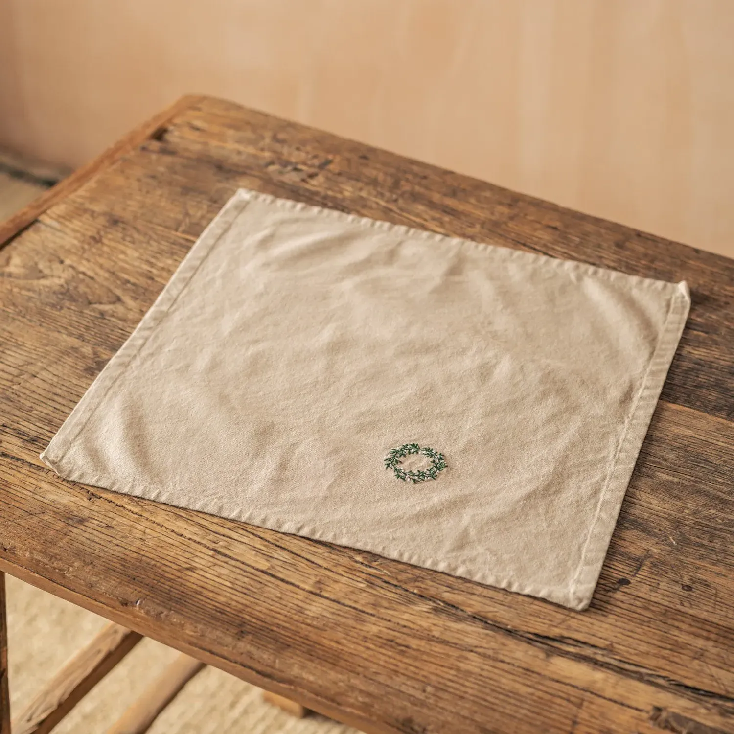 Christmas Wreath Cotton Napkin - Natural
