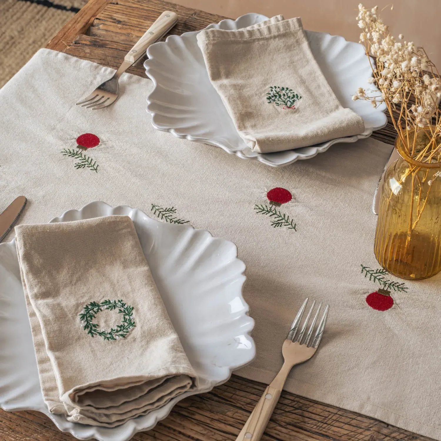 Christmas Wreath Cotton Napkin - Natural image