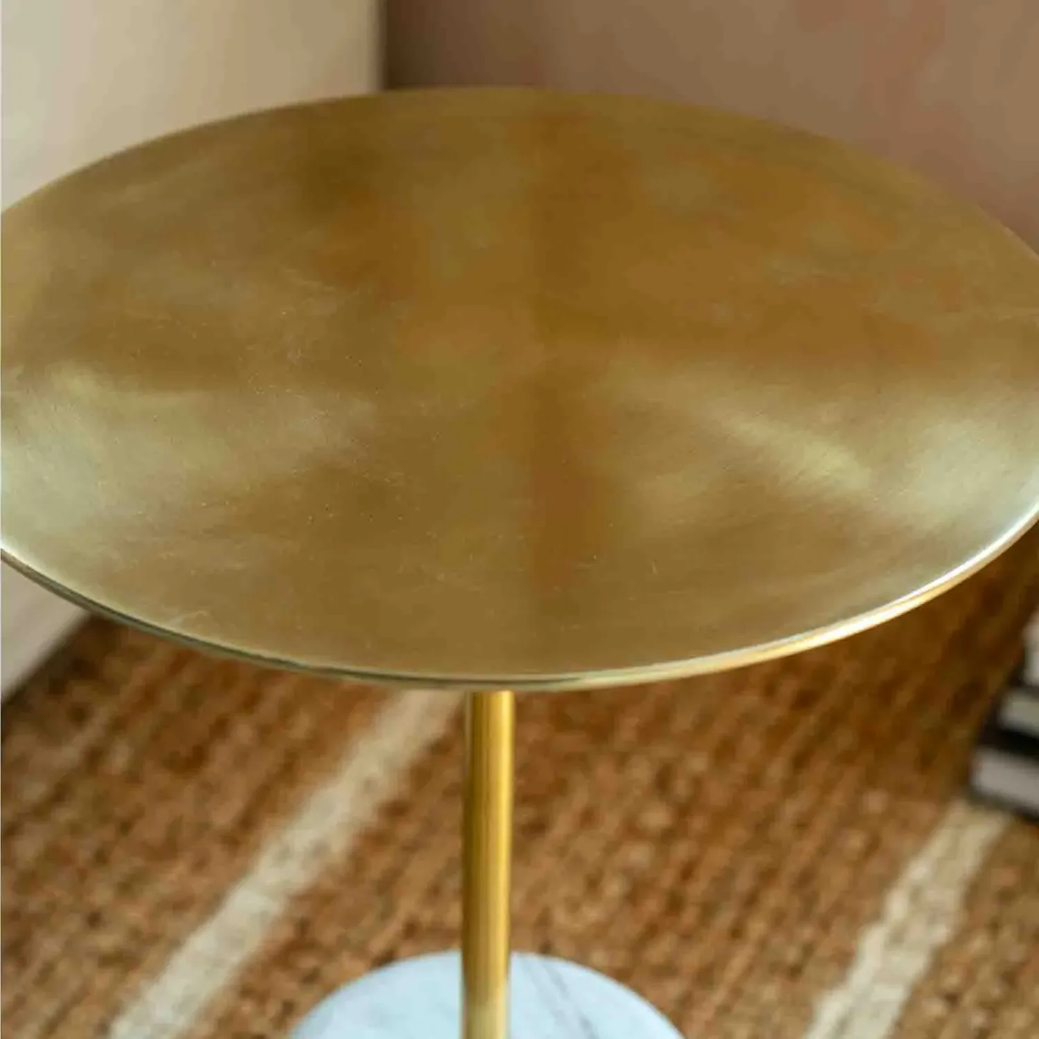 Circinus Round Side Table - White, Marble