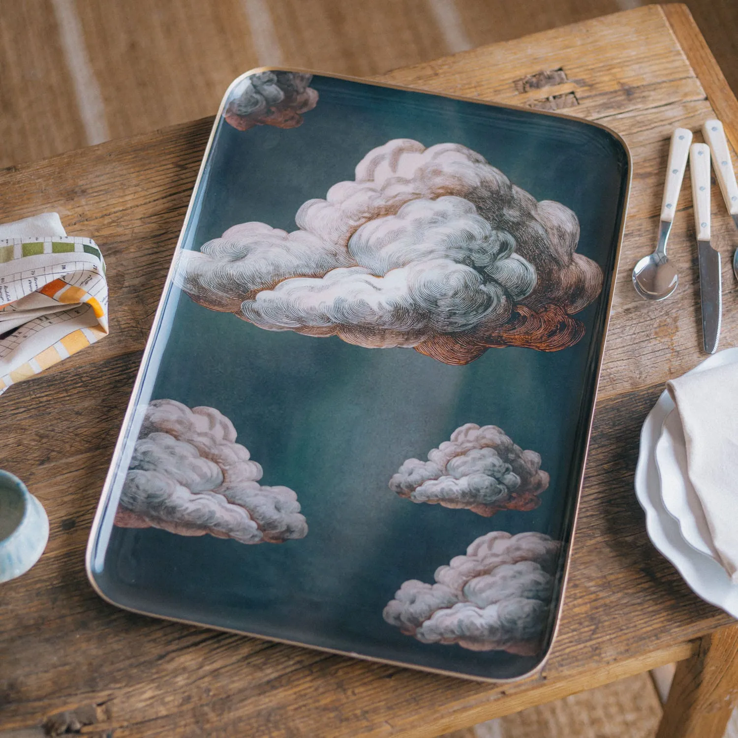 Clouds Large Tray - Gold, Enamelled Aluminium image