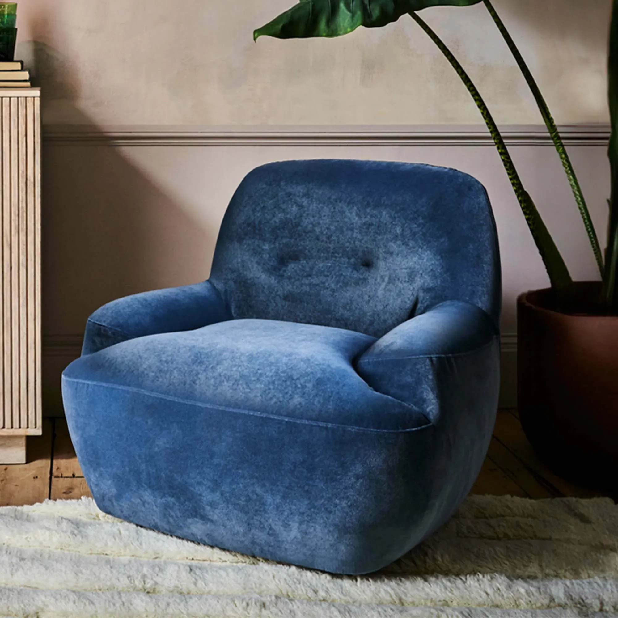 Coco Swivel Armchair - Bouclé image
