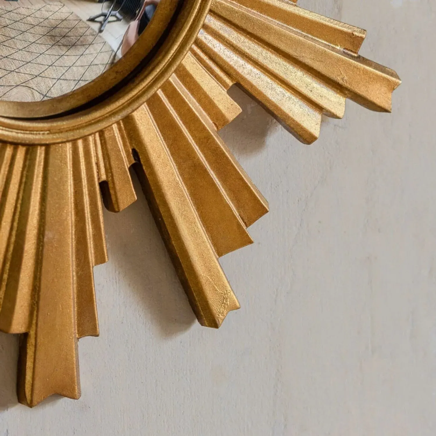 Convex Halo Wall Mirror - Gold