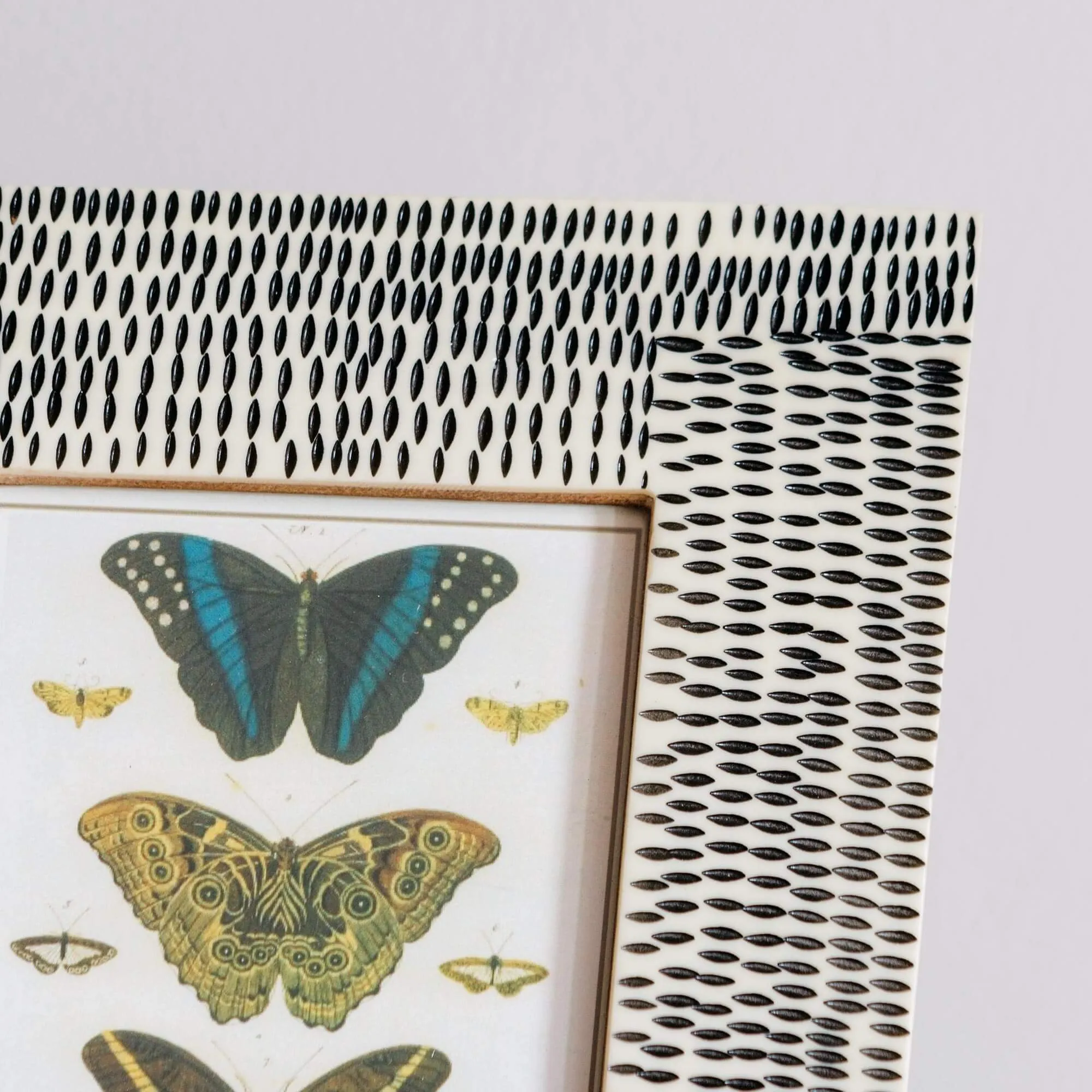 Dash Print Photo Frame - Resin