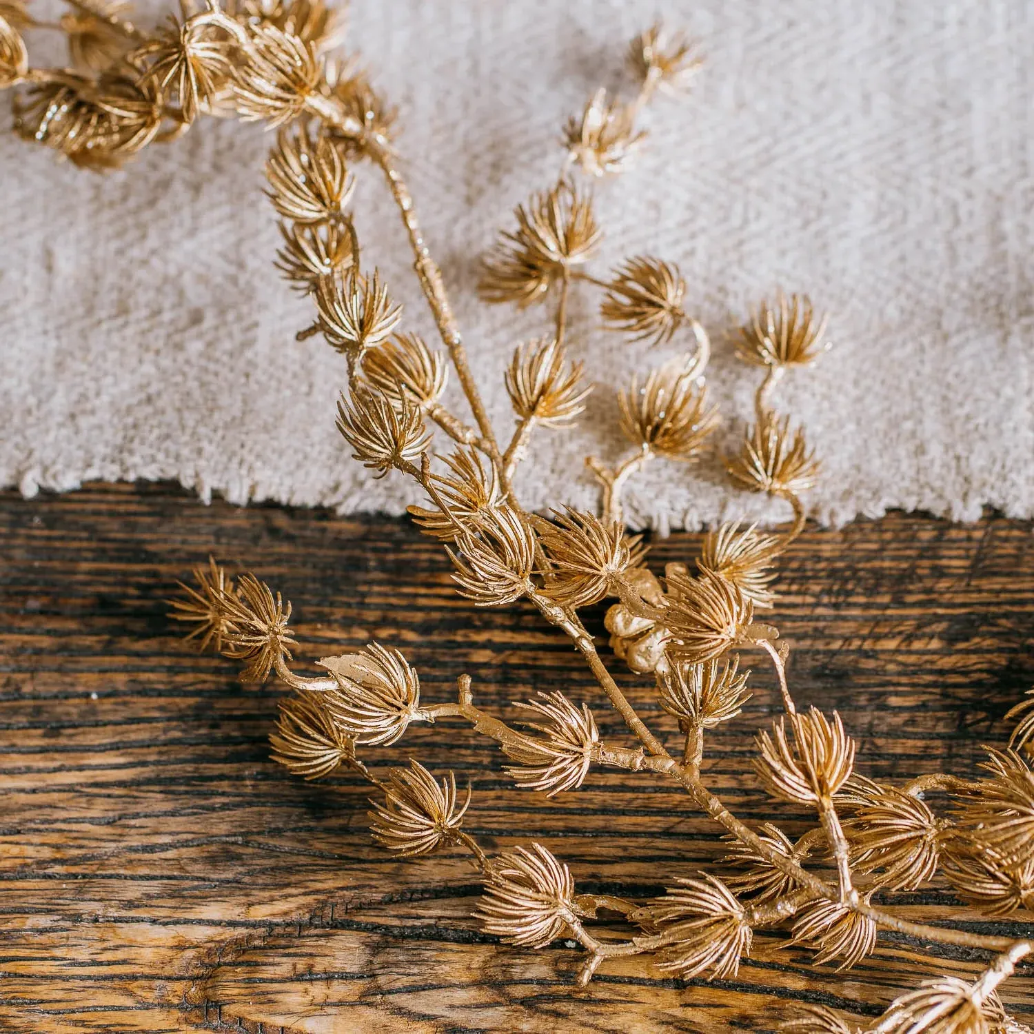 Ditsy Gold Pine Garland - Gold