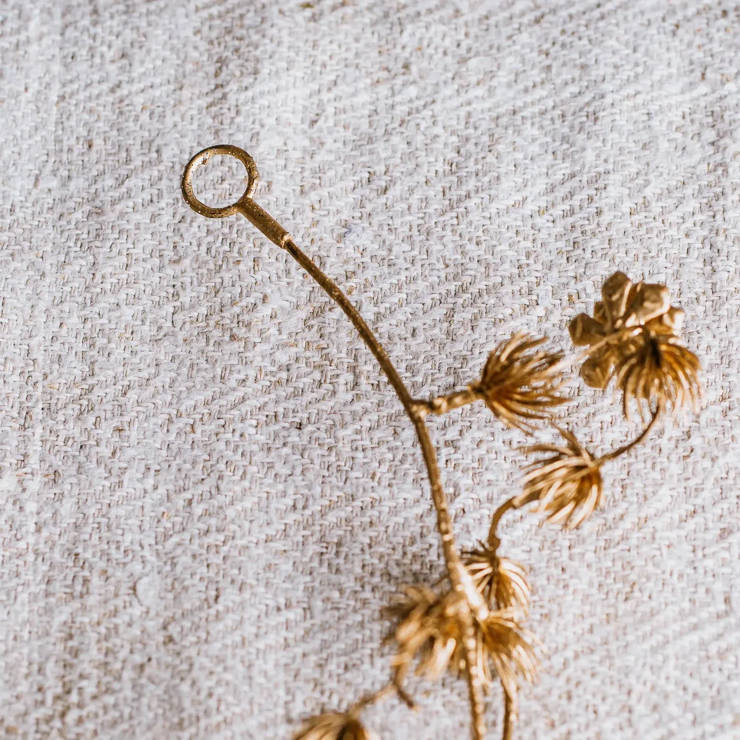 Ditsy Gold Pine Garland - Gold