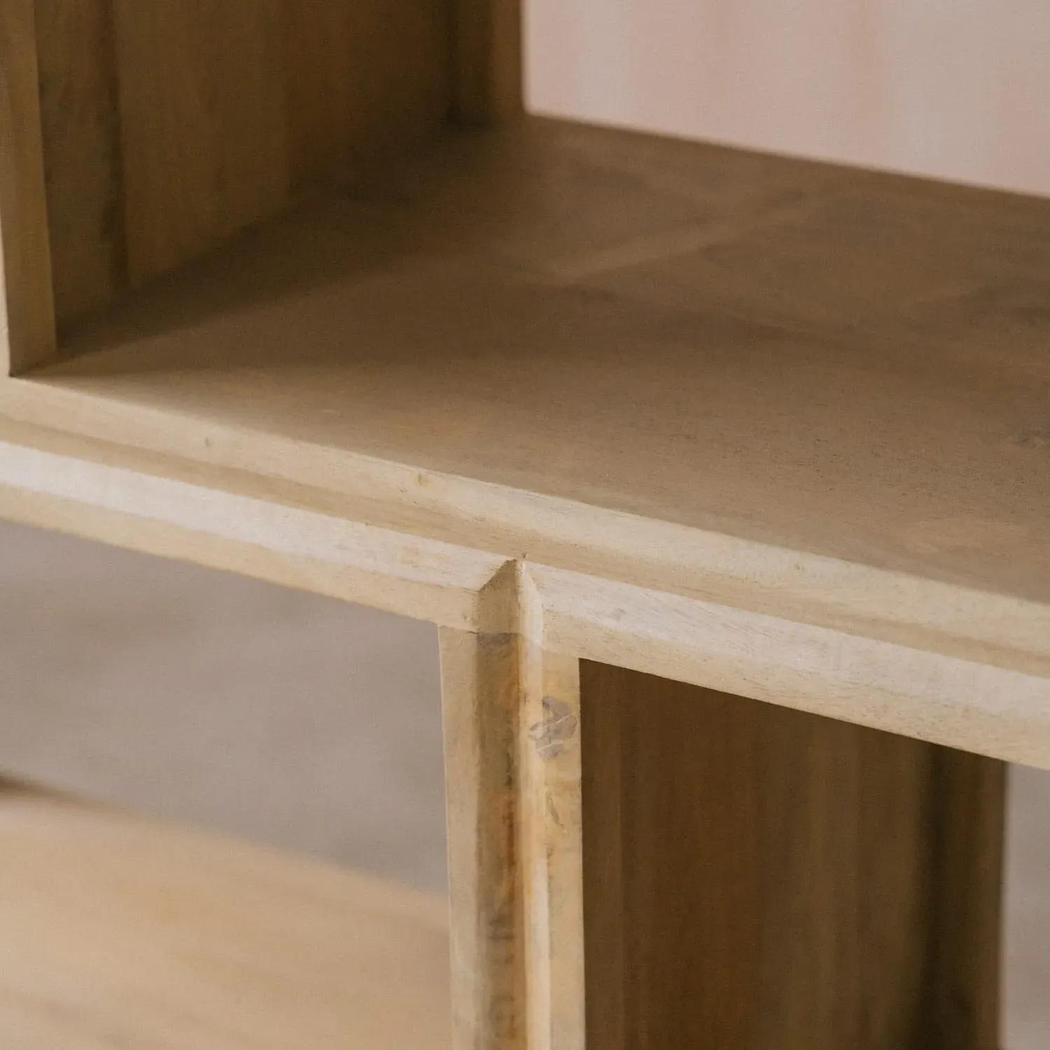 Evander Shelving Unit - Mango Wood