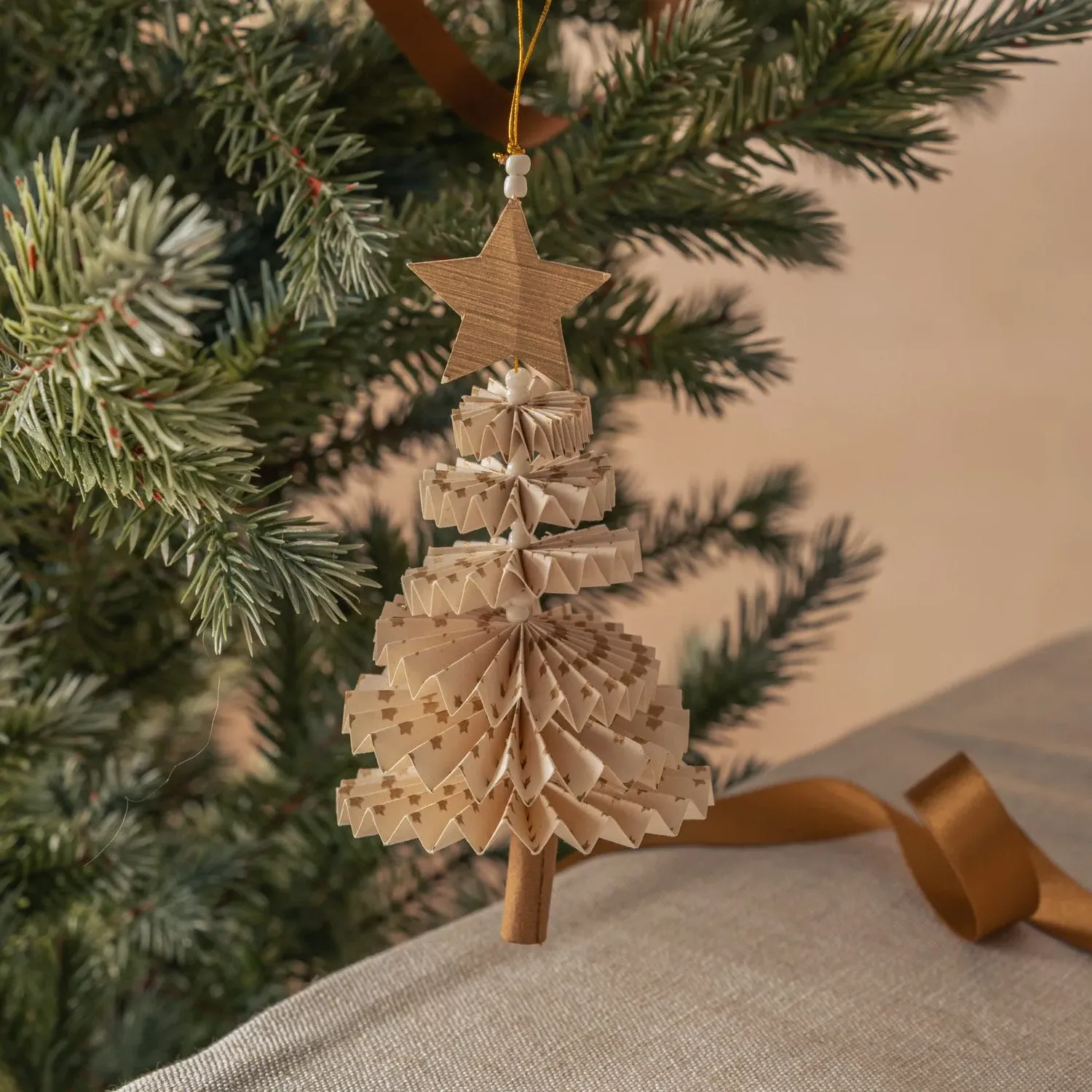 Fanned Christmas Tree Decoration - White & Gold, Paper image