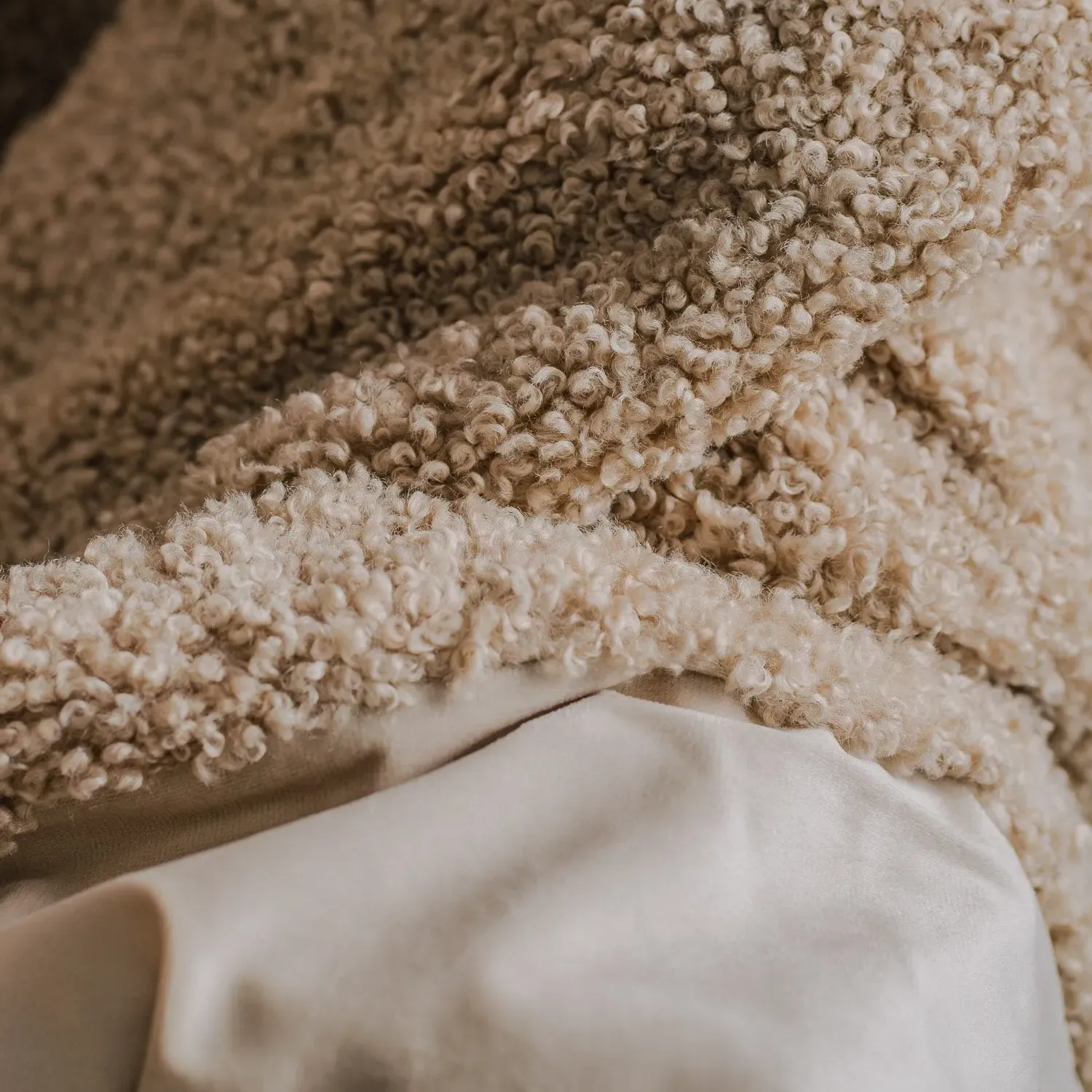 Faux Fur Throw - Oatmeal