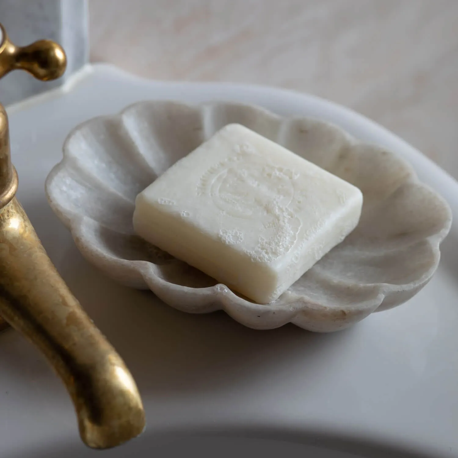 Flower Marble Soap Holder - White image