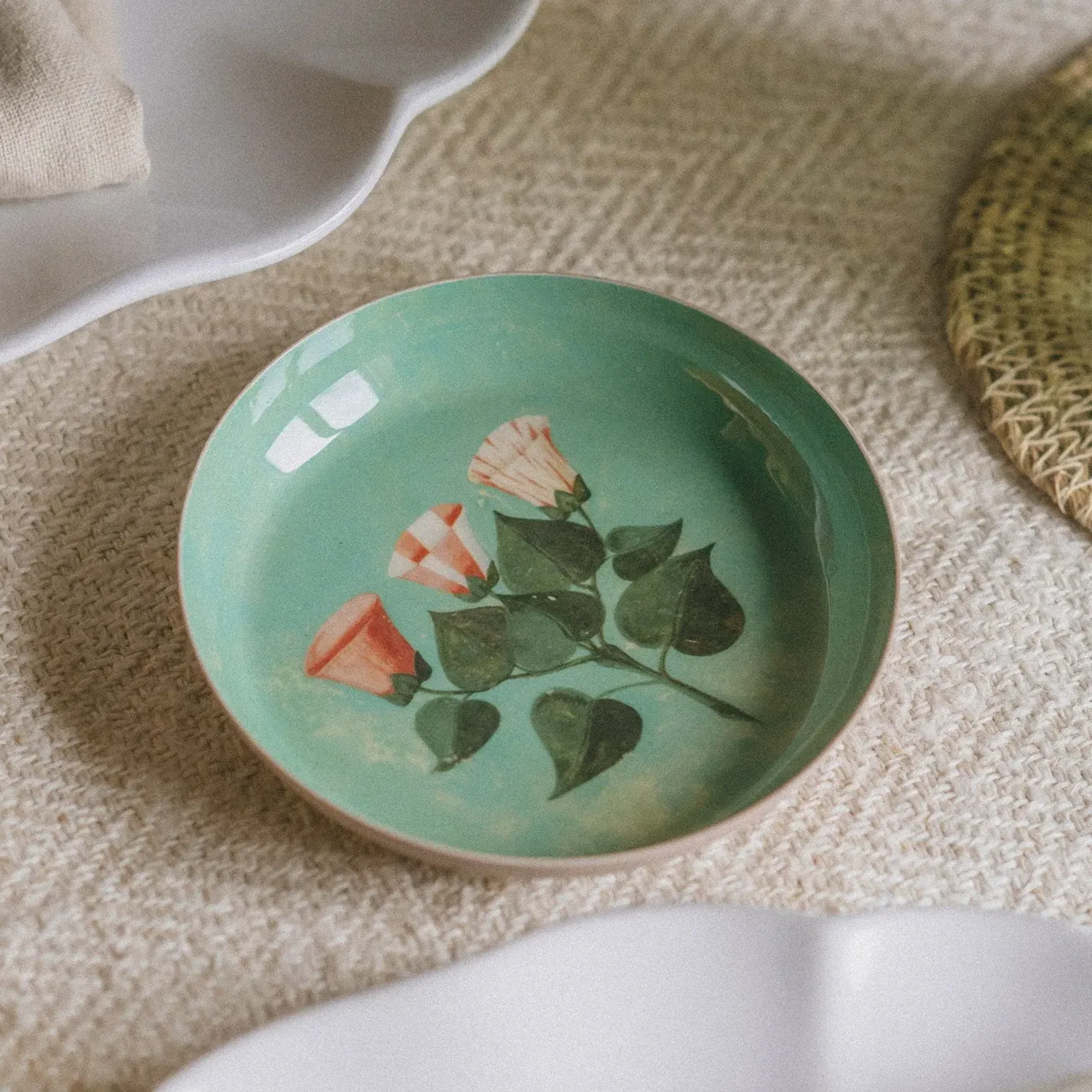 Flowers Round Enamel Tray