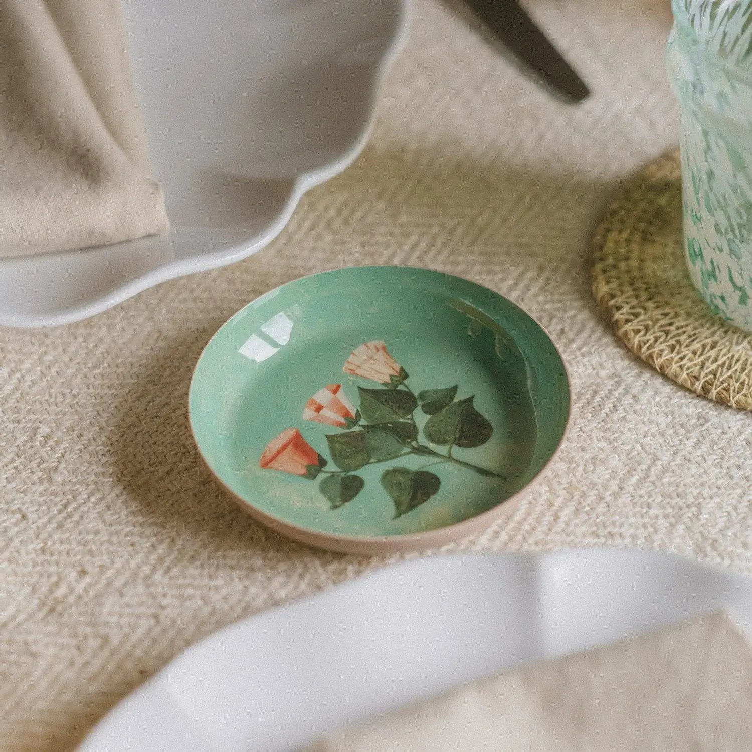 Flowers Round Enamel Tray image